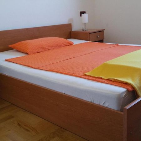 Apartman Dana Premantura Esterno foto